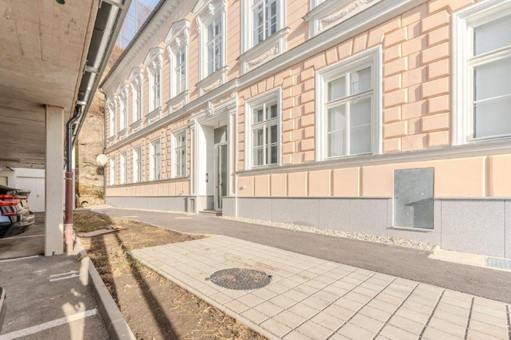 Deluxe Apartments Near The Center Krems an der Donau Εξωτερικό φωτογραφία