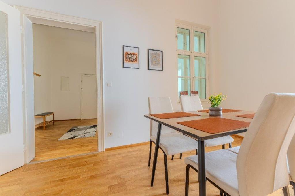 Deluxe Apartments Near The Center Krems an der Donau Εξωτερικό φωτογραφία