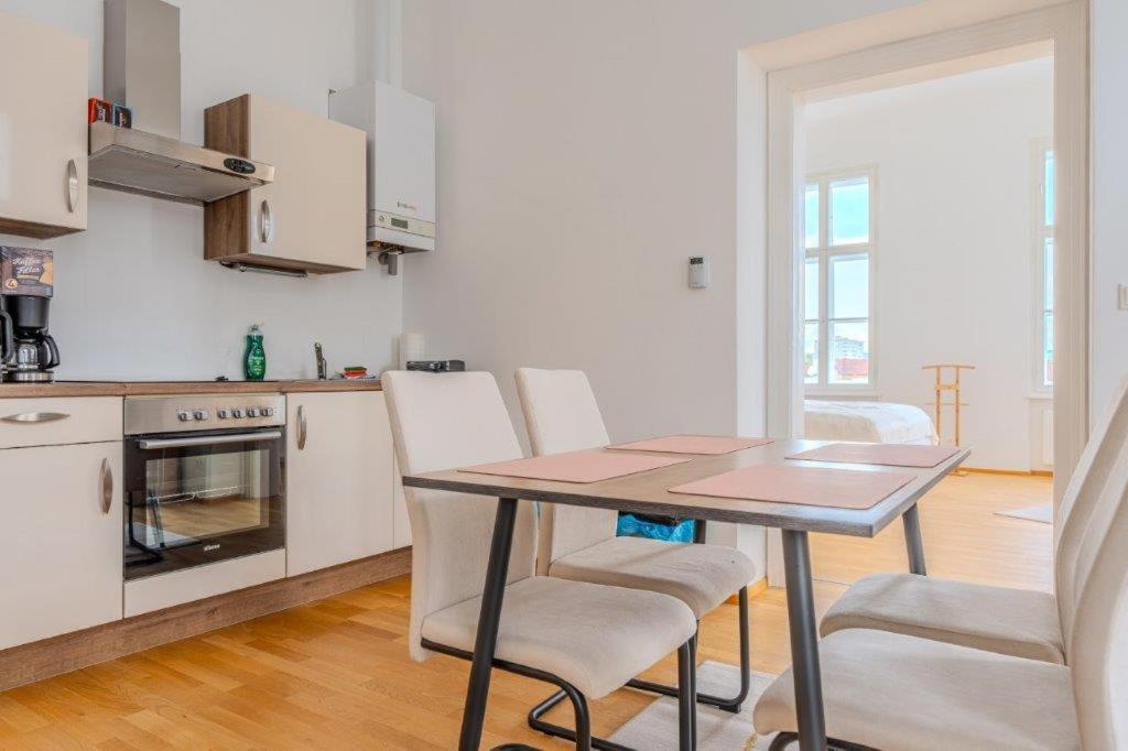 Deluxe Apartments Near The Center Krems an der Donau Εξωτερικό φωτογραφία